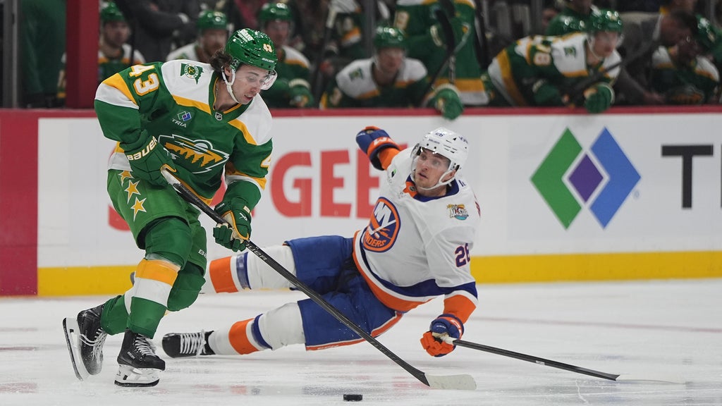 Schaefer scores his 2nd goal of the game in OT to lift Islanders past Wild, 4-3 — Roseville Sports news