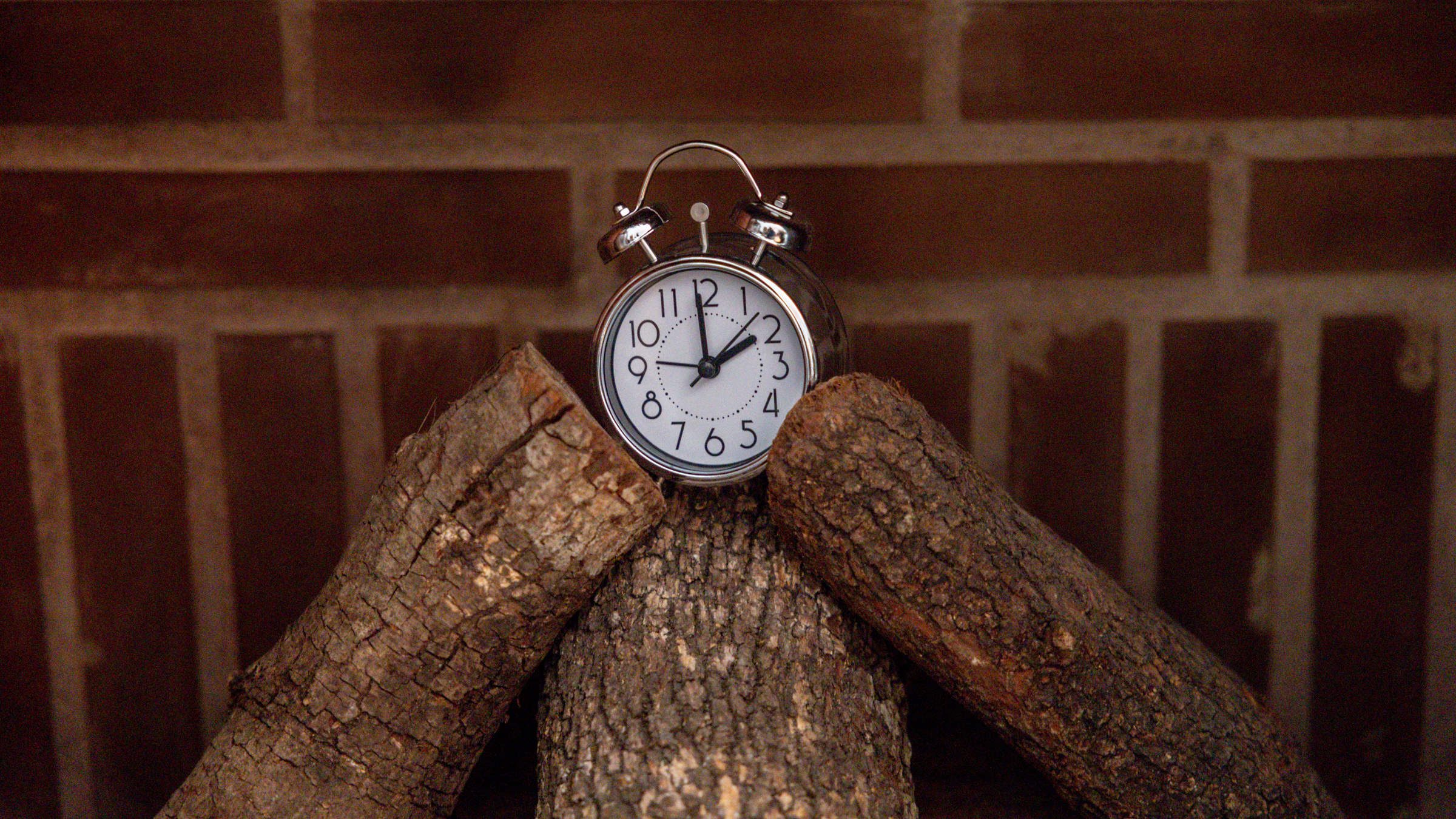 The time changes this weekend: Why we still have to 'fall back' — Roseville Community news